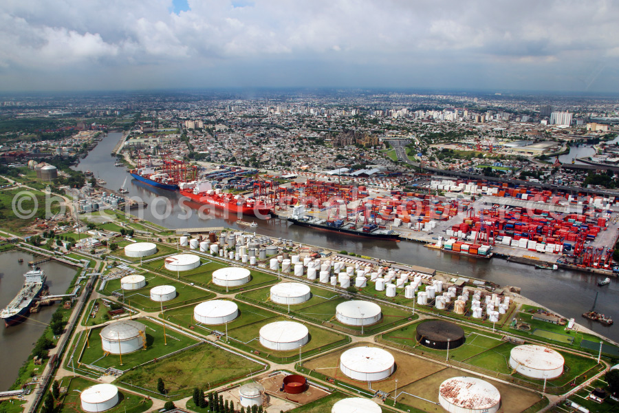 Oil refineries of Buenos Aires